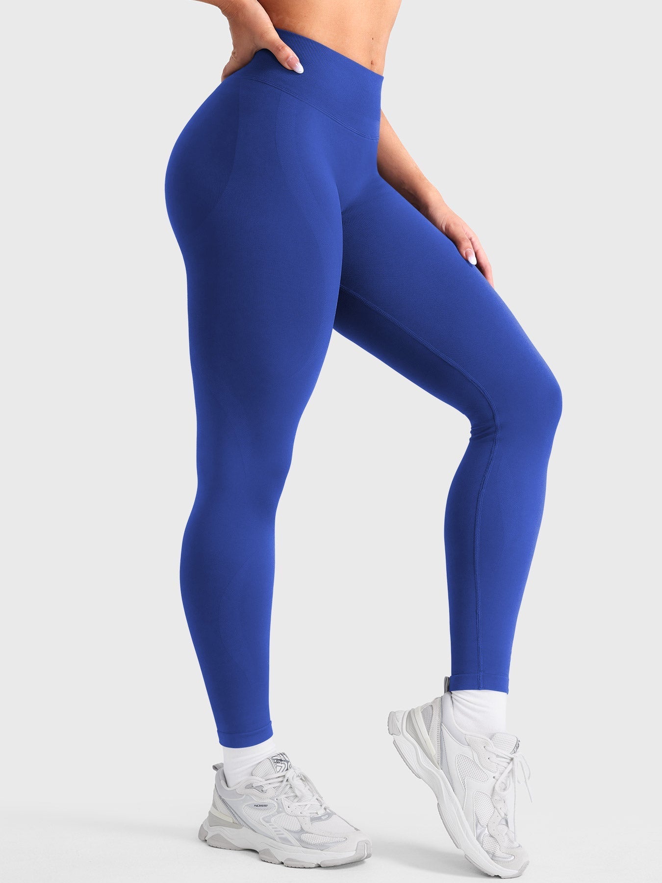 https://cdn.shopify.com/s/files/1/0915/8141/5723/files/yeoreo_women_leggings_DeepSea_2186_4.jpg?v=1773471979